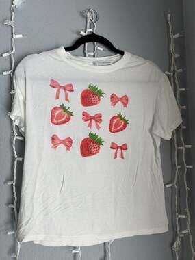 Starlet Women's Strawberry Coquette Bow Graphic T-Shirt